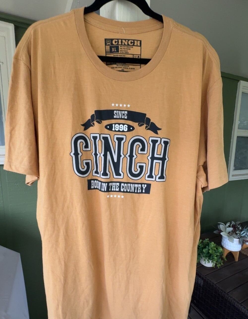 Cinch Men's T-Shirt XL Mustard Yellow Short Sleeve